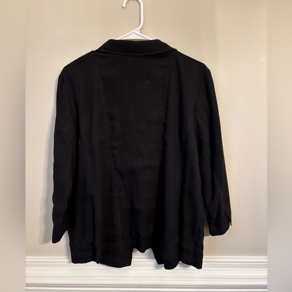 Eileen Fisher Crepe 100% Silk Black Cropped Blazer Size X Large - Picture 6 of 9
